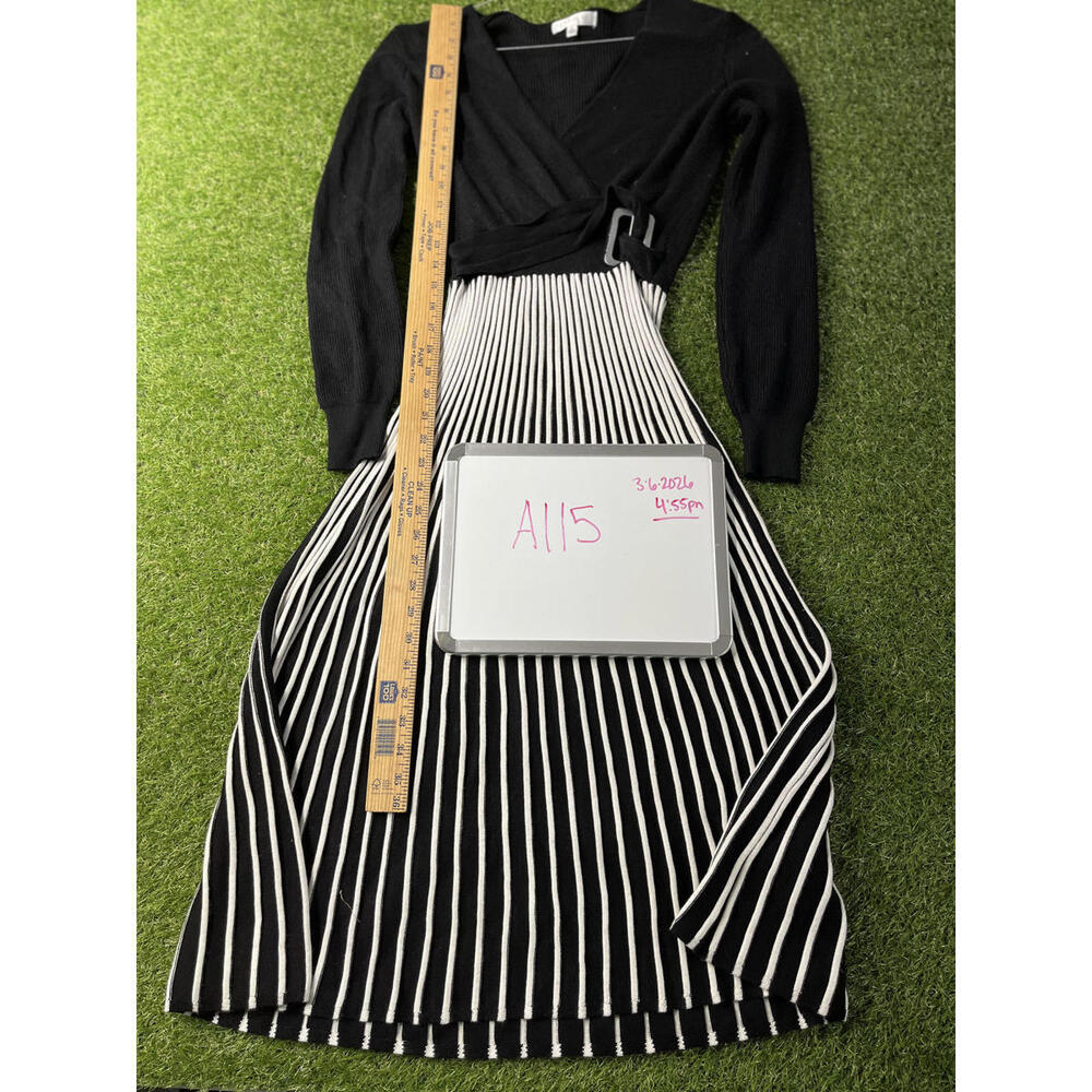 Robbie Bee Dress Womens Medium Pleated Stretch Knit midi Black White belted